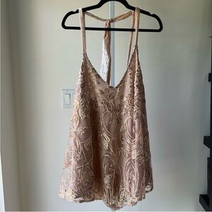 NWOT Free People “Swingin’ It” romper in a stunning champagne lace ✨